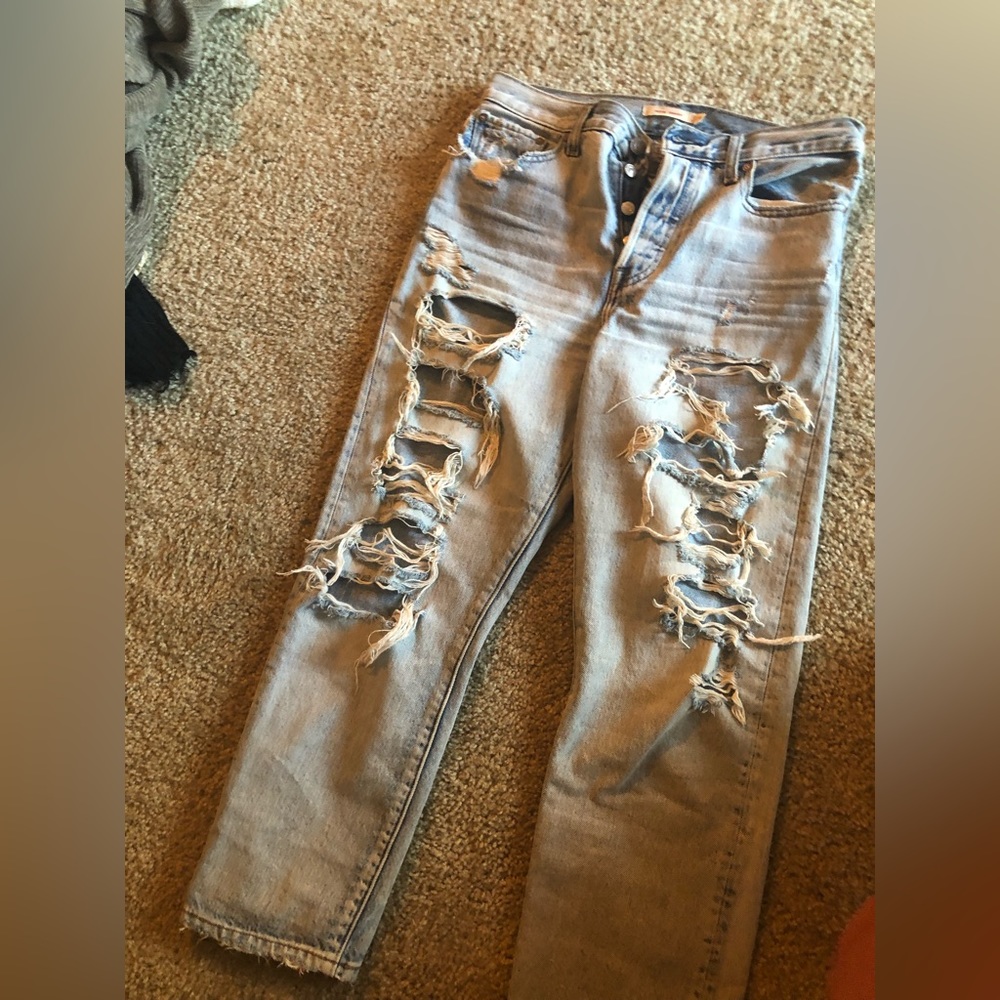 Levi’s wedgie straight ripped jeans with butt rip